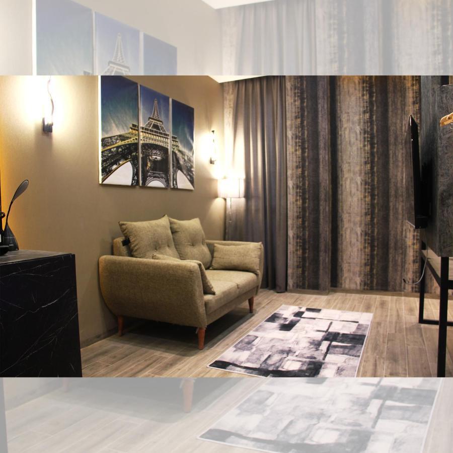De Paris Hotel Медан Екстериор снимка