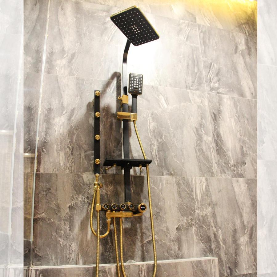 De Paris Hotel Медан Екстериор снимка