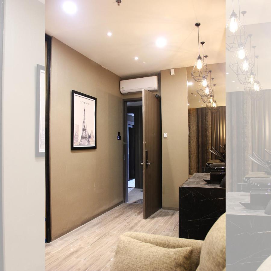 De Paris Hotel Медан Екстериор снимка
